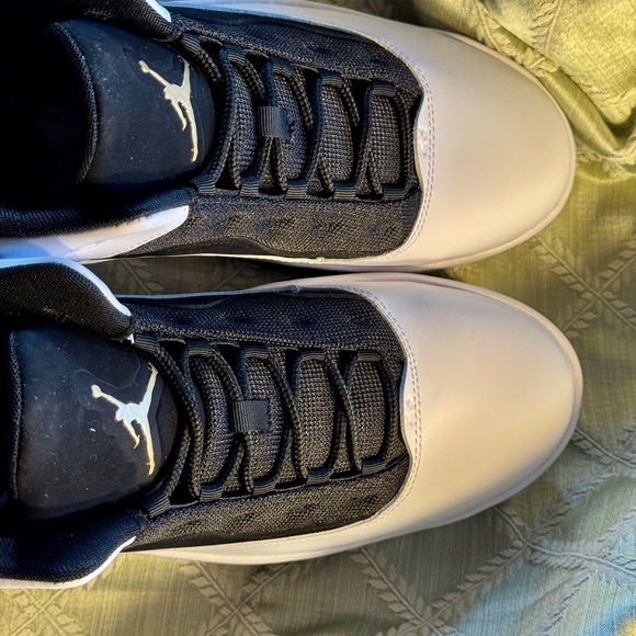 Nike Jordan Black and White Max Aura 2, 13 Men’s NIB - Picture 5 of 8